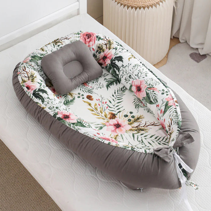 Classic Baby Lounger