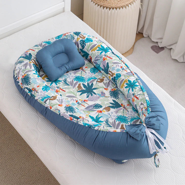 Classic Baby Lounger